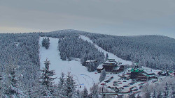 Panorama Jižní svahy, Hotel, Nástup