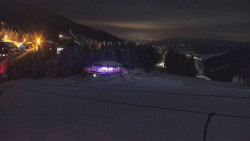 Panorama Jižní svahy, Hotel, Nástup