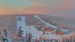 Panorama Jižní svahy, Hotel, Nástup