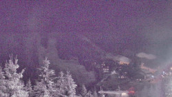 Panorama Jižní svahy, Hotel, Nástup