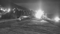 Panorama Jižní svahy, Hotel, Nástup