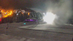 Panorama Jižní svahy, Hotel, Nástup