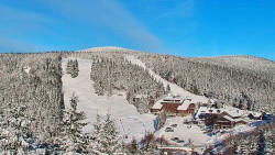 Panorama Jižní svahy, Hotel, Nástup