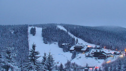 Panorama Jižní svahy, Hotel, Nástup