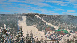 Panorama Jižní svahy, Hotel, Nástup