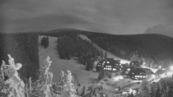 Panorama Jižní svahy, Hotel, Nástup