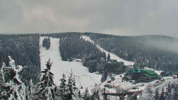 Panorama Jižní svahy, Hotel, Nástup