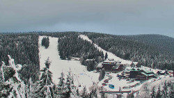 Panorama Jižní svahy, Hotel, Nástup