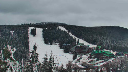 Panorama Jižní svahy, Hotel, Nástup