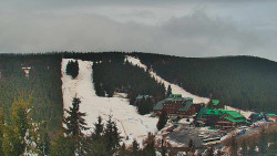 Panorama Jižní svahy, Hotel, Nástup