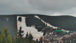 Panorama Jižní svahy, Hotel, Nástup