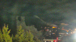 Panorama Jižní svahy, Hotel, Nástup