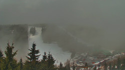 Panorama Jižní svahy, Hotel, Nástup