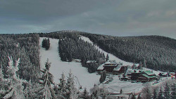 Panorama Jižní svahy, Hotel, Nástup