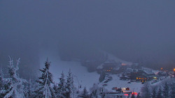 Panorama Jižní svahy, Hotel, Nástup