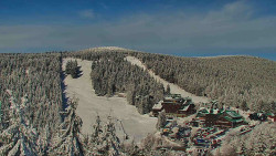 Panorama Jižní svahy, Hotel, Nástup