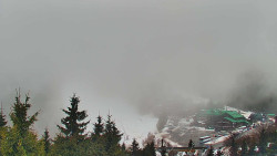 Panorama Jižní svahy, Hotel, Nástup