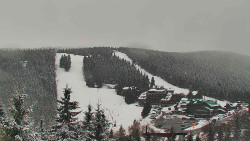 Panorama Jižní svahy, Hotel, Nástup