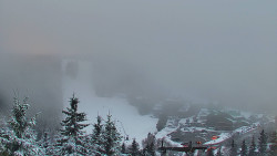 Panorama Jižní svahy, Hotel, Nástup