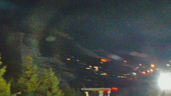 Panorama Jižní svahy, Hotel, Nástup