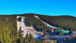 Panorama Jižní svahy, Hotel, Nástup