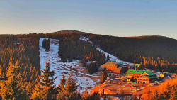Panorama Jižní svahy, Hotel, Nástup