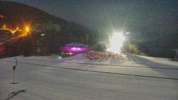 Panorama Jižní svahy, Hotel, Nástup