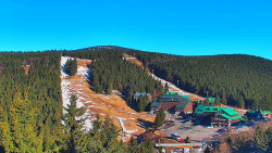 Panorama Jižní svahy, Hotel, Nástup