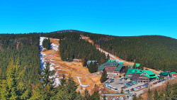 Panorama Jižní svahy, Hotel, Nástup