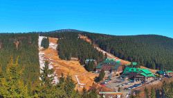 Panorama Jižní svahy, Hotel, Nástup