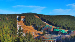 Panorama Jižní svahy, Hotel, Nástup