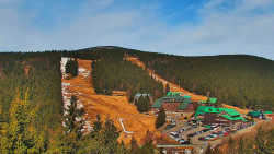 Panorama Jižní svahy, Hotel, Nástup