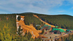 Panorama Jižní svahy, Hotel, Nástup