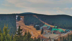 Panorama Jižní svahy, Hotel, Nástup