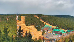 Panorama Jižní svahy, Hotel, Nástup