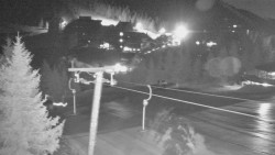 Panorama Jižní svahy, Hotel, Nástup