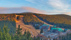 Panorama Jižní svahy, Hotel, Nástup