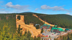 Panorama Jižní svahy, Hotel, Nástup