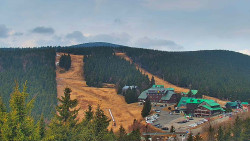 Panorama Jižní svahy, Hotel, Nástup