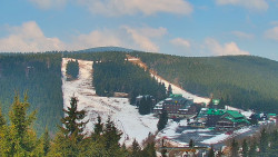 Panorama Jižní svahy, Hotel, Nástup
