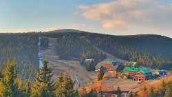 Panorama Jižní svahy, Hotel, Nástup