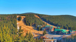 Panorama Jižní svahy, Hotel, Nástup