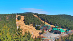 Panorama Jižní svahy, Hotel, Nástup