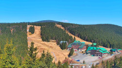 Panorama Jižní svahy, Hotel, Nástup