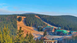 Panorama Jižní svahy, Hotel, Nástup