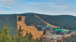 Panorama Jižní svahy, Hotel, Nástup