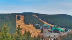 Panorama Jižní svahy, Hotel, Nástup