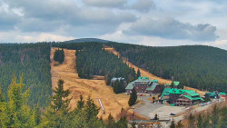 Panorama Jižní svahy, Hotel, Nástup