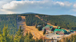 Panorama Jižní svahy, Hotel, Nástup