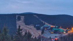 Panorama Jižní svahy, Hotel, Nástup